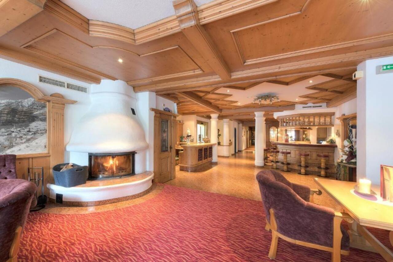 Hotel Troschana Flirsch Εξωτερικό φωτογραφία