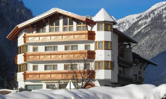 Hotel Troschana Flirsch Εξωτερικό φωτογραφία